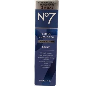 No7 Lift & Luminate Triple Action Serum - Blue